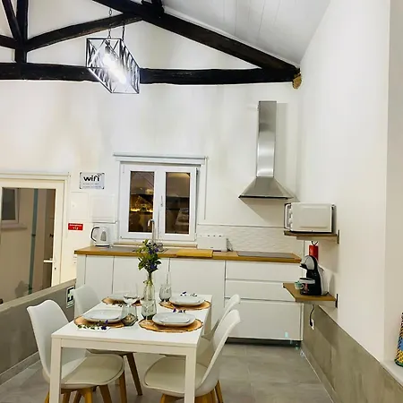 Vakantiehuis Adega Dos Moinhos Pereiro (Lisbon)