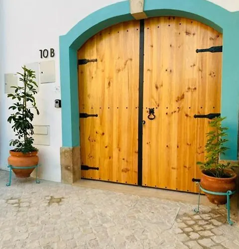 Adega Dos Moinhos Pereiro (Lisbon)